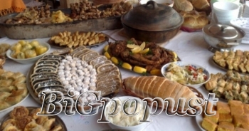 1300 rsd za Banatski ručak (gotova jela na dnevnom meniju: gulas, punjena paprika, pasulj, sataras i sl. + dezert) u restoranu Sto Topola na Ergeli Bata Crepaja 