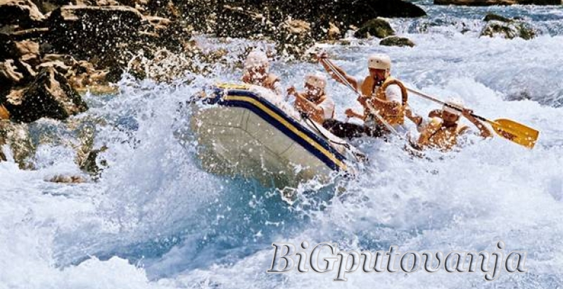 1000 rsd vaucer za RAFTING NA TARI - Izaberite aktivan odmor - krenite na rafting u kanjon Tare i doživite nezaboravnu avanturu  4