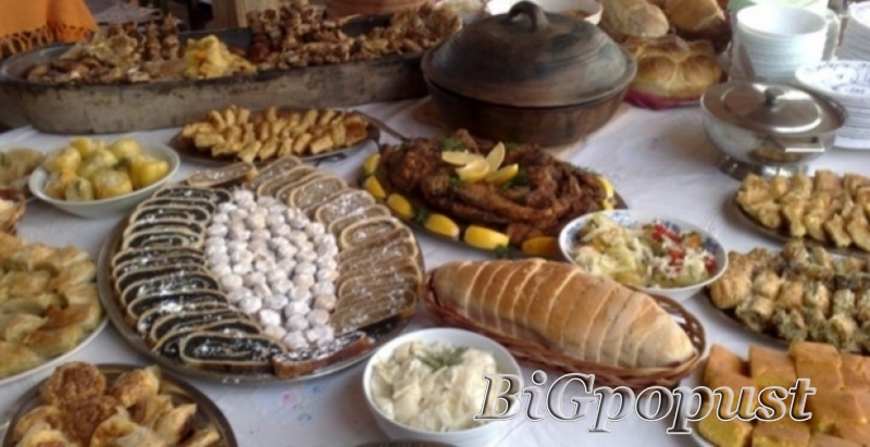 1100 rsd za Banatski ručak (gotova jela na dnevnom meniju: gulas, punjena paprika, pasulj, sataras i sl. + dezert) u restoranu Sto Topola na Ergeli Bata Crepaja  1