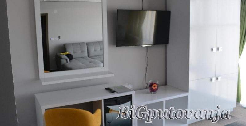 Noćenje za dvije osobe na bazi polupansiona Hotel River 3